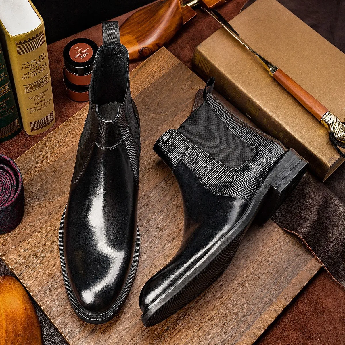 Atmosphere And Delicate Leather Boots Men