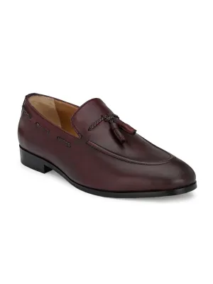 Baizen Burgundy Tassel Loafers