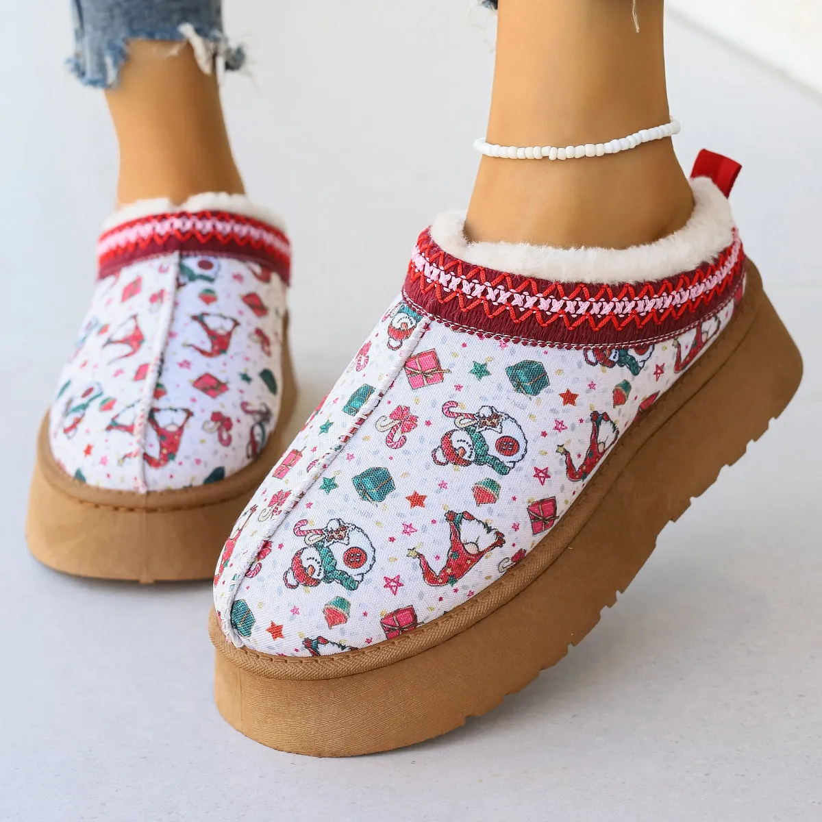 Cartoon Christmas Print Slip On Plush Lined Ankle Boots