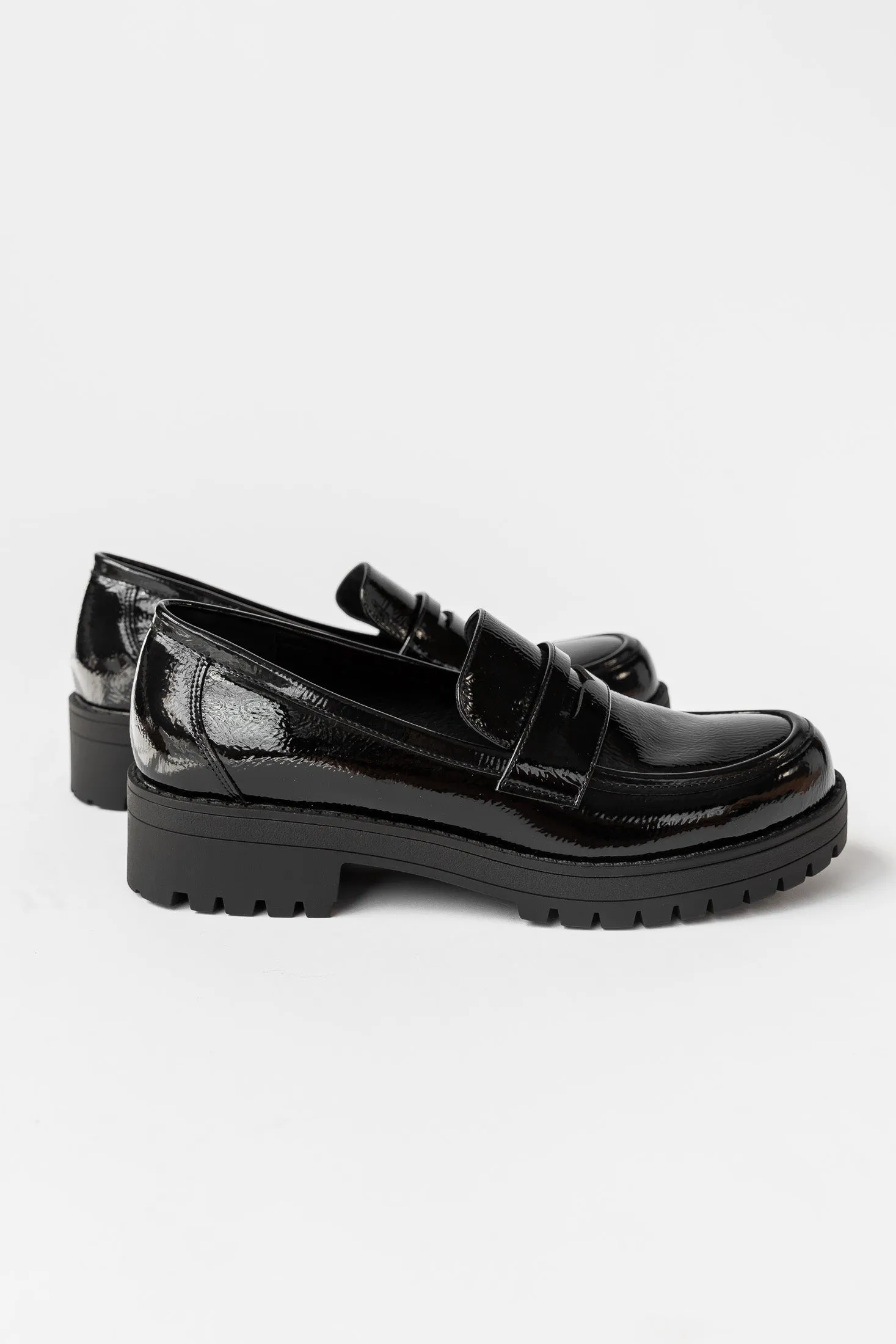 Chinese Laundry Voidz Patent Loafer - Final Sale