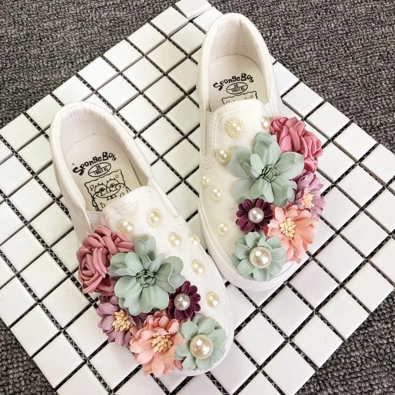 Designer Hand-made Embroidery Sweet Beauty Comfortable Flats Brand Sneakers