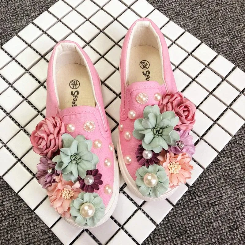 Designer Hand-made Embroidery Sweet Beauty Comfortable Flats Brand Sneakers