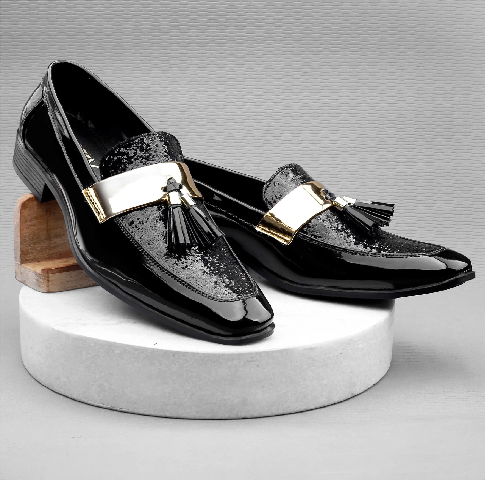 Men's Party Wear Formal and Semi Formal Slip-on Shoes For All Seasons