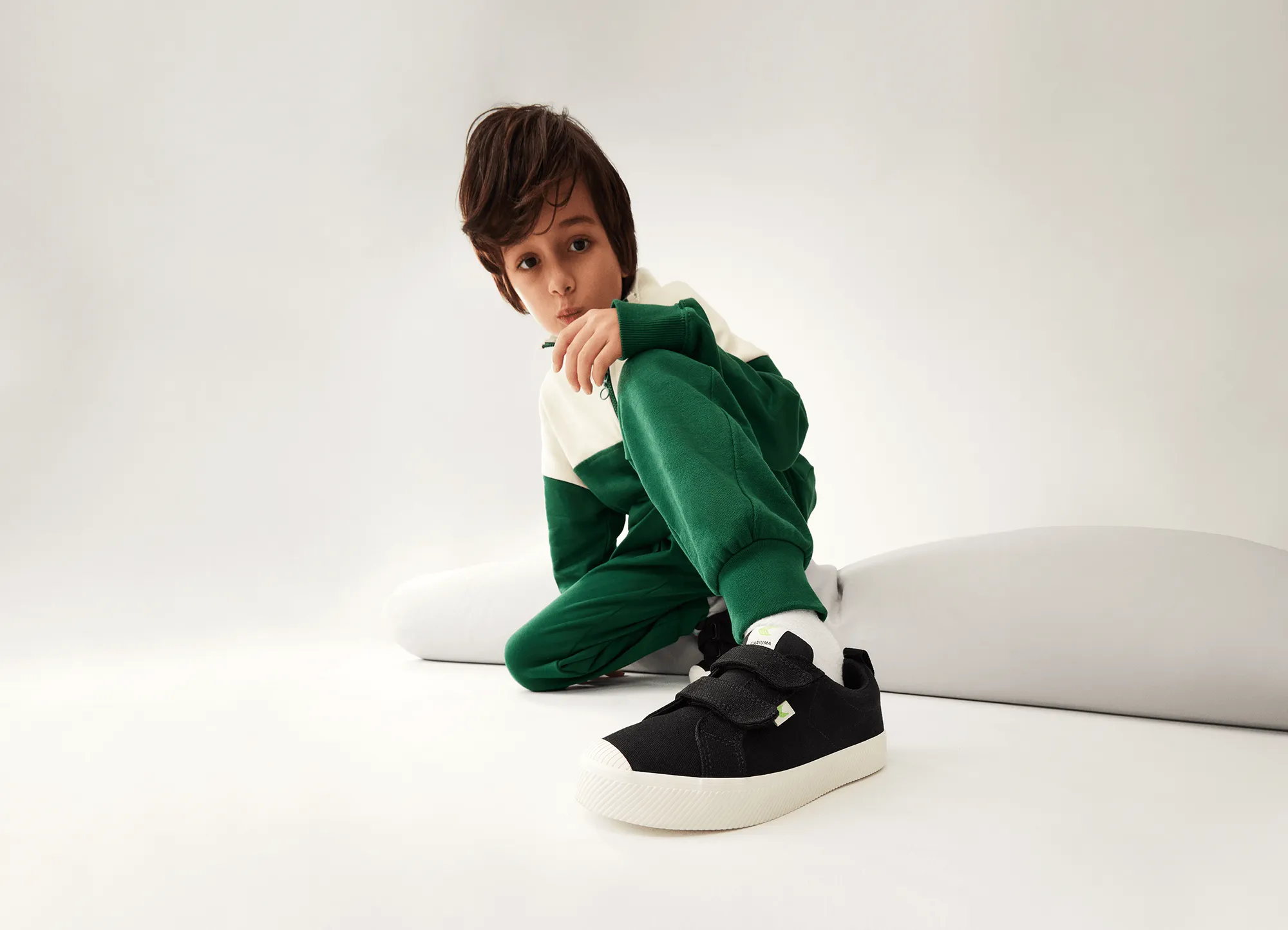 OCA Low Off-White Canvas Sneaker Kids