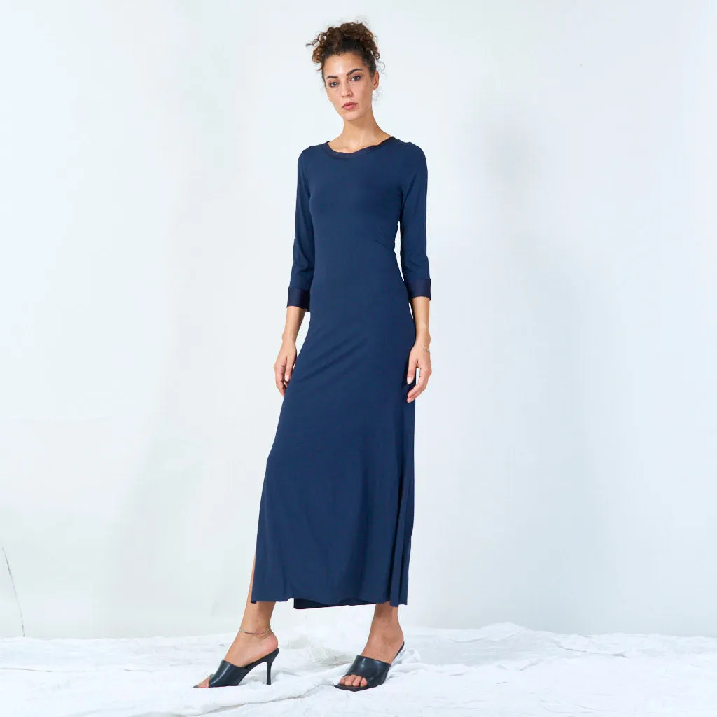 Sleek midi dress with side slit wholesale