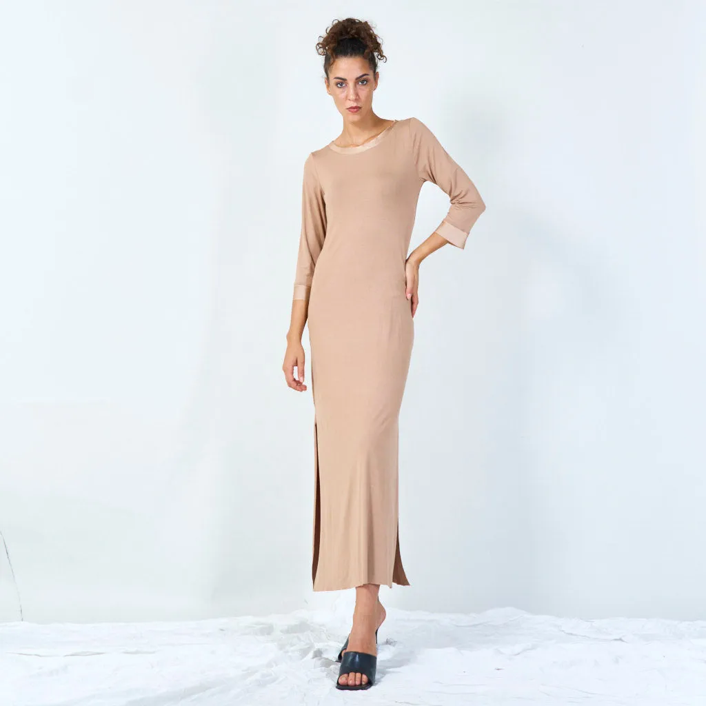 Sleek midi dress with side slit wholesale