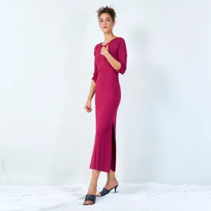 Sleek midi dress with side slit wholesale