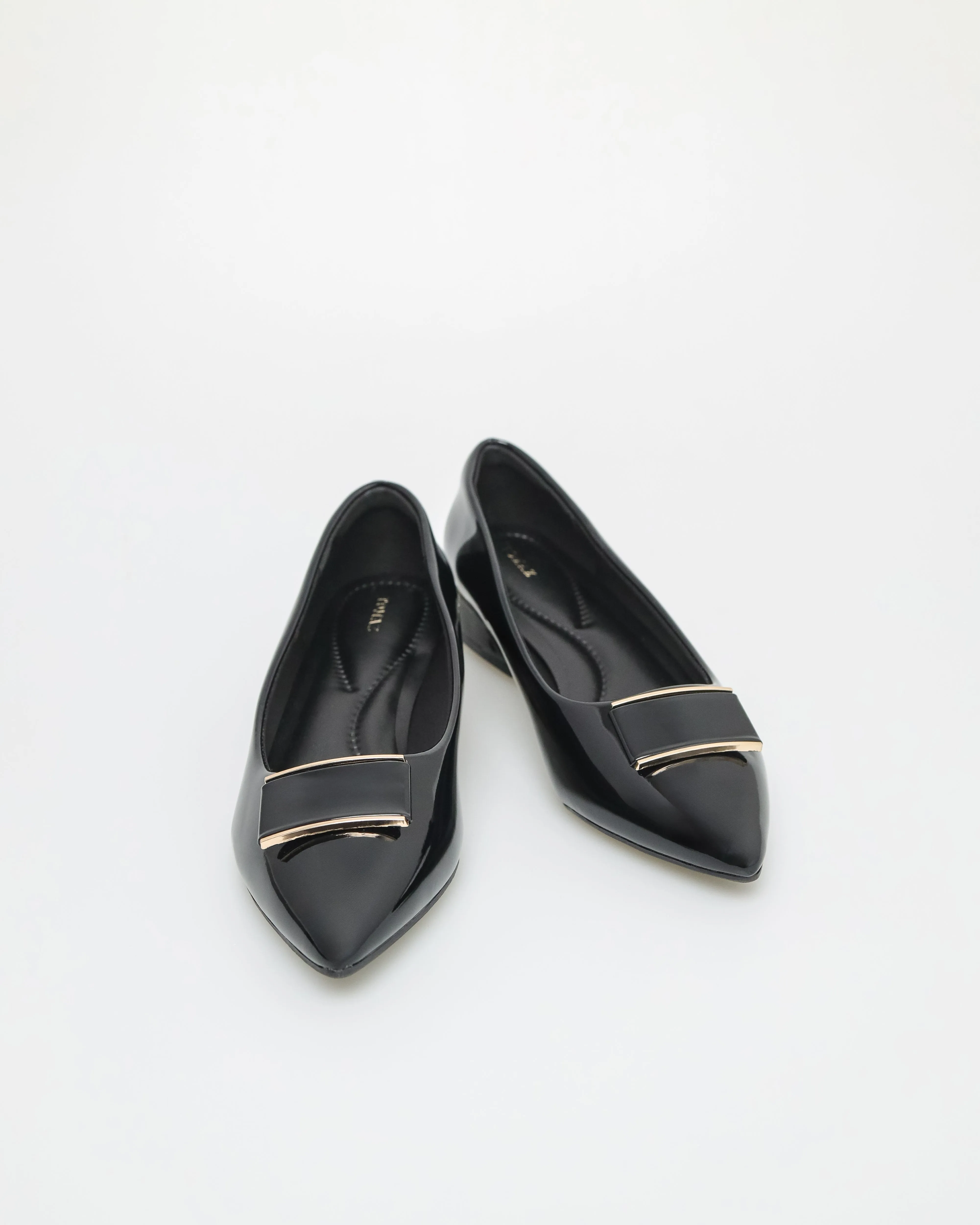 Tomaz NN273 Ladies Square Emblem Flats (Black)