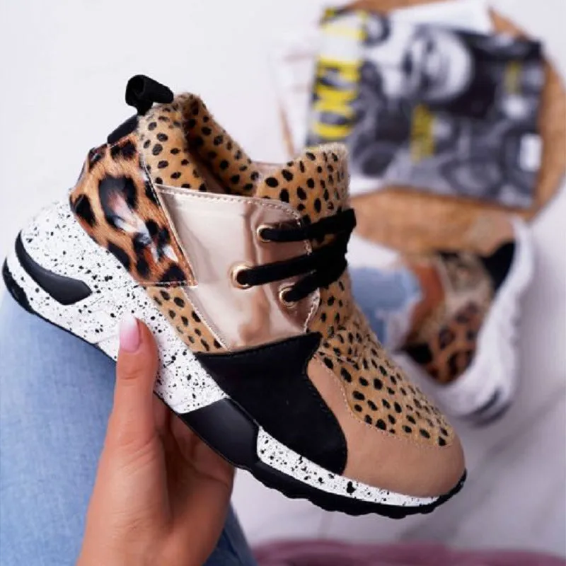 Trendy Leopard Print  Flat Bottom  High-Top Sneakers with  Gold Accents