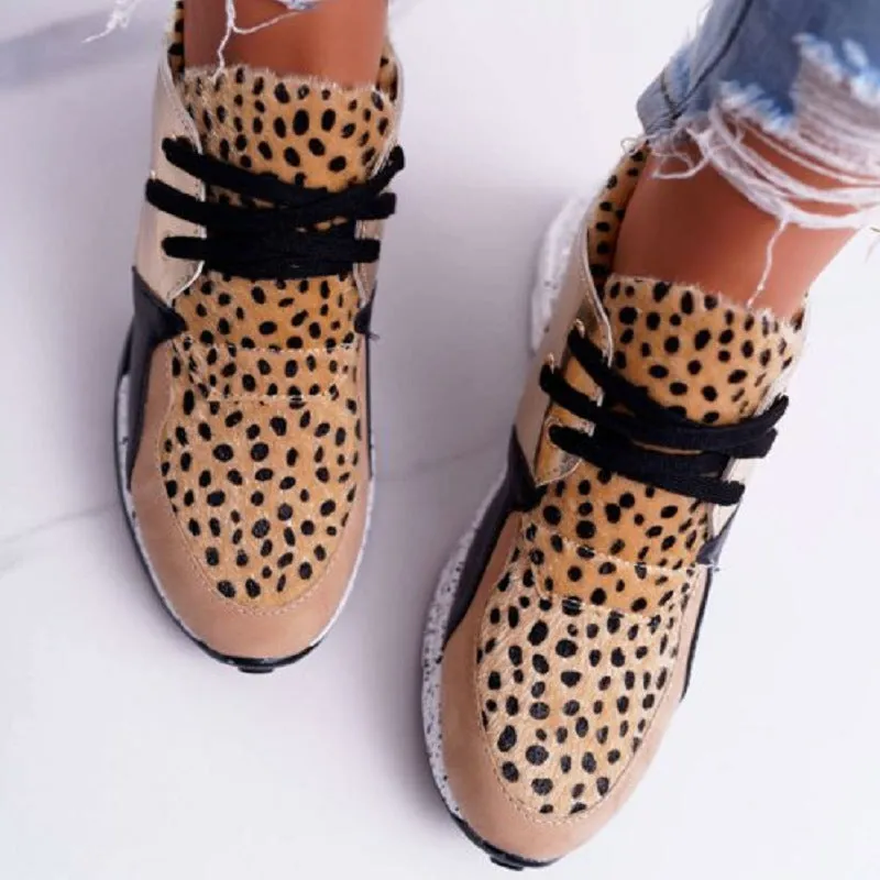 Trendy Leopard Print  Flat Bottom  High-Top Sneakers with  Gold Accents